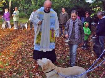 Gedenkstätten um St. Karl Borromäus