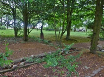 Gedenkstätten um St. Karl Borromäus